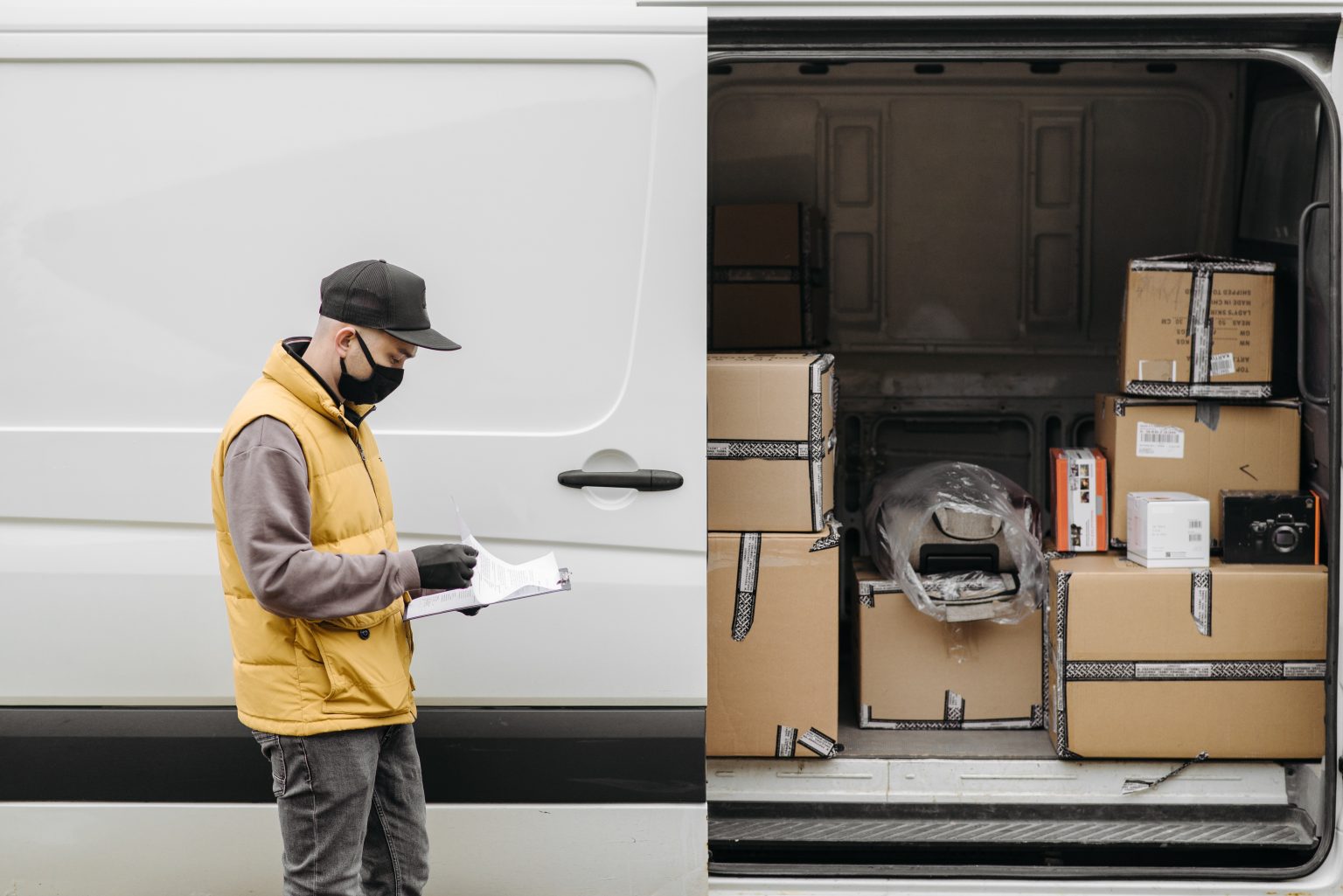 International Couriers