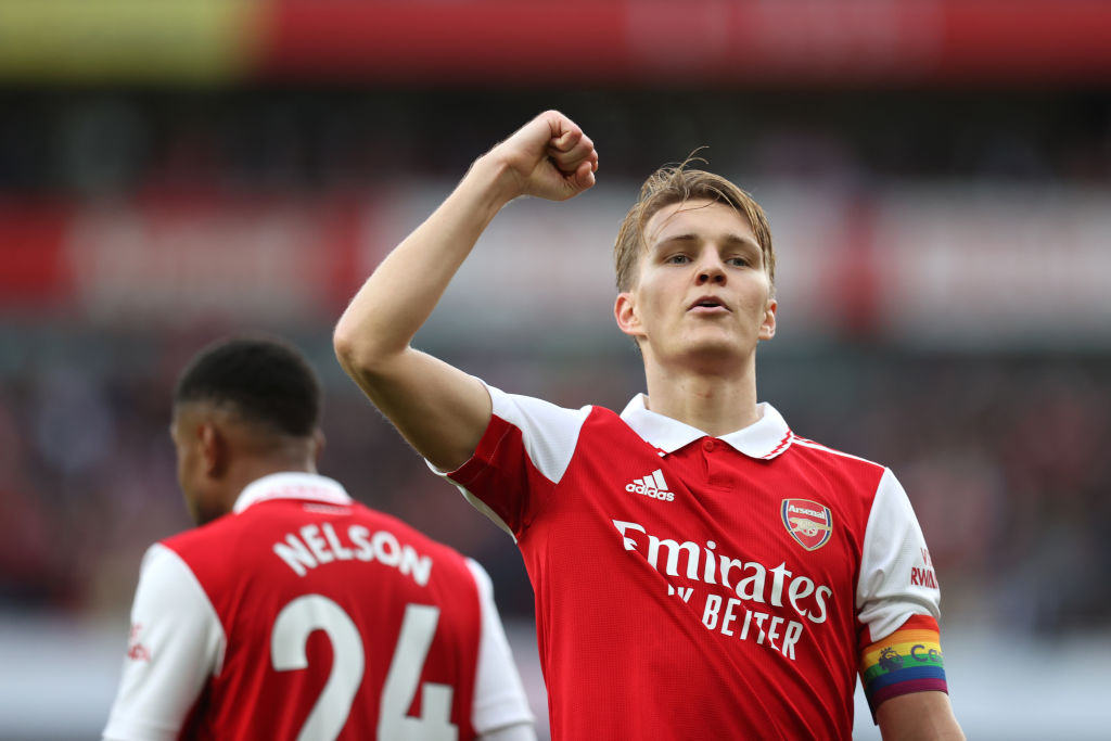 Arsenal hit 5 to return to the highest Martin Odegaard scored as Arsenal beat Nottingham Forest 5-0 to return to the top of the Premier League
