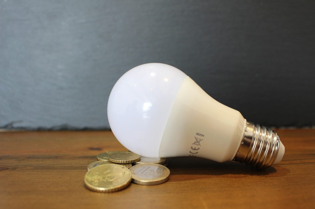 October energy price rises – ways to save on household bills during winter