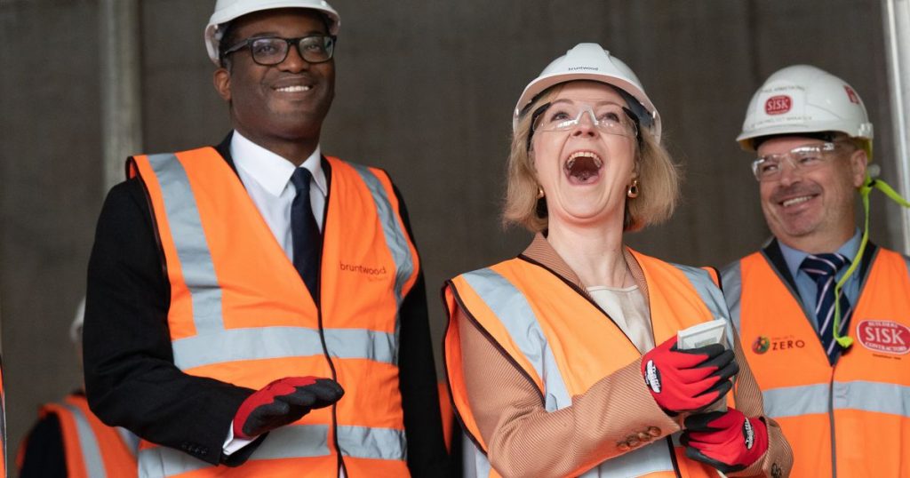 Kwasi Kwarteng Accuses Liz Truss Of Telling Him To ‘Slow Down’ On Economic Reforms that Have Crushed The Markets Kwasi Kwarteng Says He Told Liz Truss To 'Slow Down' On Economic Reforms That Crashed The Markets