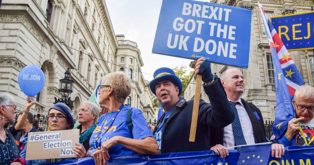 Jeremy Hunt claims that Brexit has made the UK less wealthy and that people are making the exact same point Jeremy Hunt Denies Brexit Has Made The UK Poorer And People Are Making The Same Point
