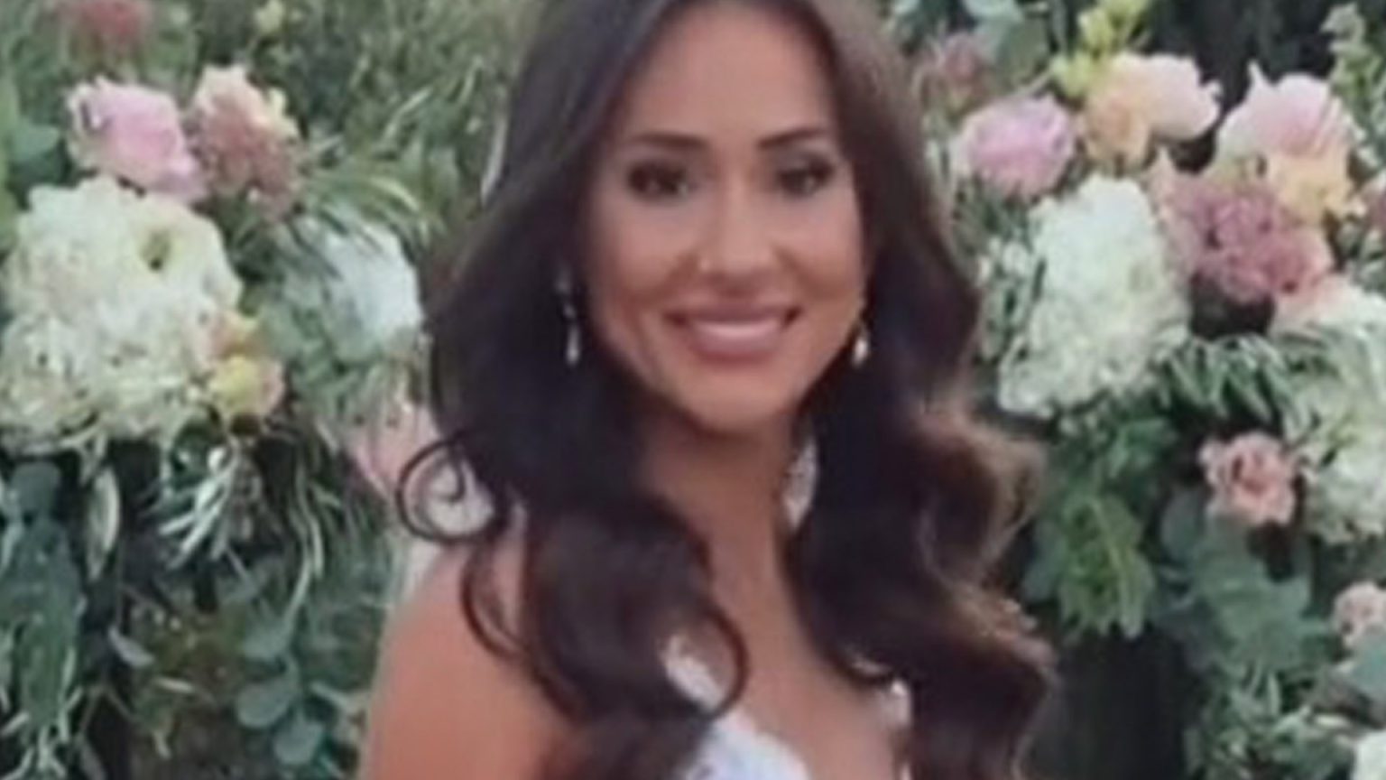 I had to stop my entire wedding ceremony because I realized I had lost half of my gown after a bizarre dream several days before. I stopped my whole wedding ceremony when I realized I forgot half of my dress after a bizarre dream days earlier