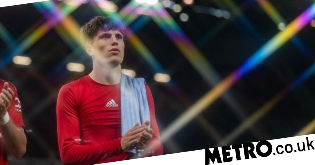 Erik ten Hag sends warning to Alejandro Garnacho over first-team role at Man Utd | Football