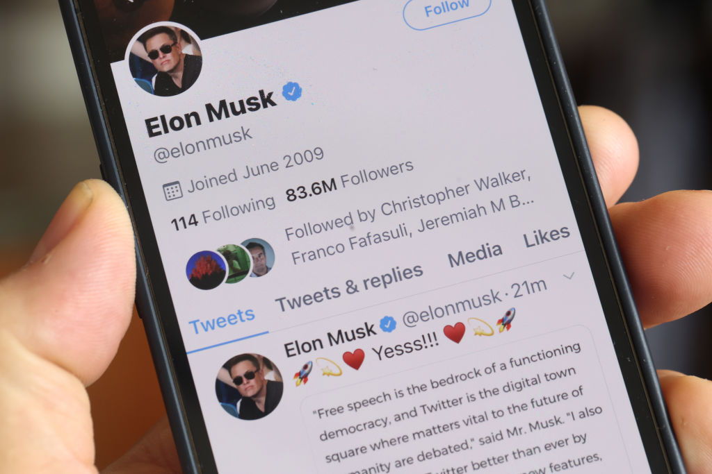 Tech giants must be versatile Tech giants need to be flexible