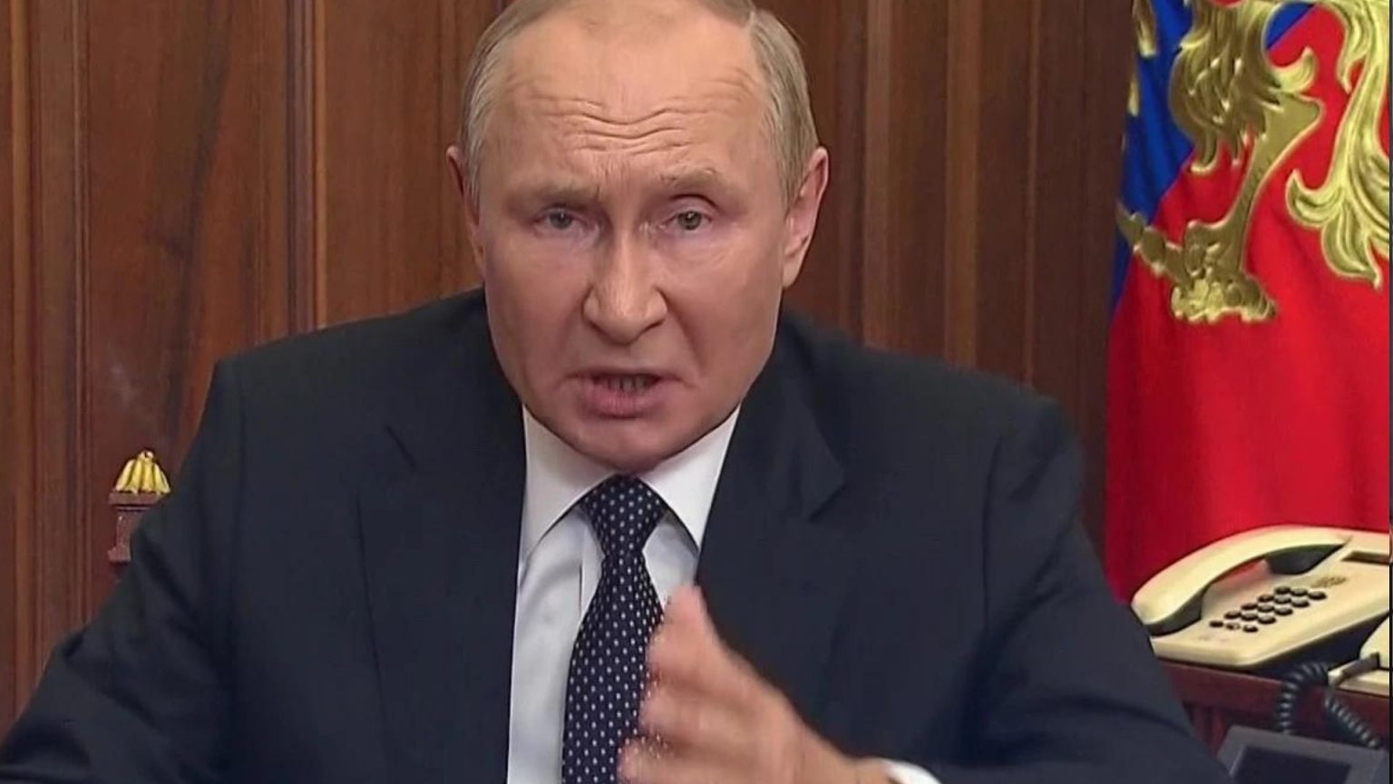 Ukraine news LIVE — Putin accused of ‘reviving’ Stalin’s ‘genocidal’ tactics as Russian shelling kills 15 in Kherson Ukraine news LIVE — Putin accused of 'reviving' Stalin's 'genocidal' tactics as Russian shelling kills 15 in Kherson