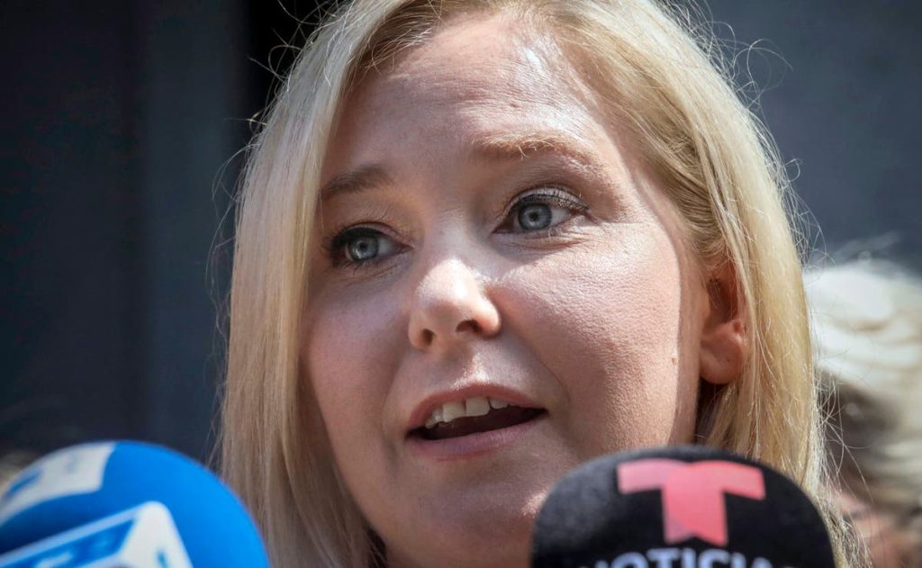 Virginia Giuffre, Epstein victim says she was wrongly accused of sexual abuse by Alan Dershowitz Epstein victim Virginia Giuffre says she was wrong to accuse Alan Dershowitz of sexual abuse