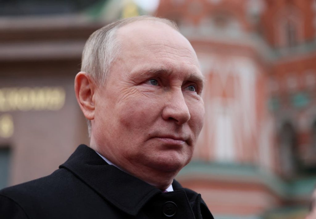 Ukraine Russia war: Putin allows sex offenders into military as health rumours are returning Ukraine Russia war latest: Putin allows sex offenders to join military as health rumours return