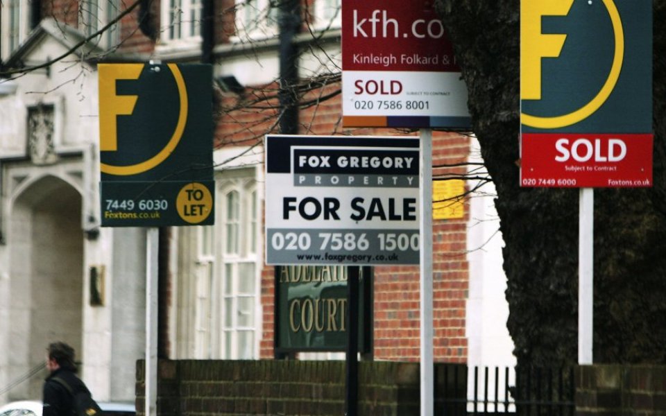 House prices up almost 10 per cent on last year as London's average reaches £544k