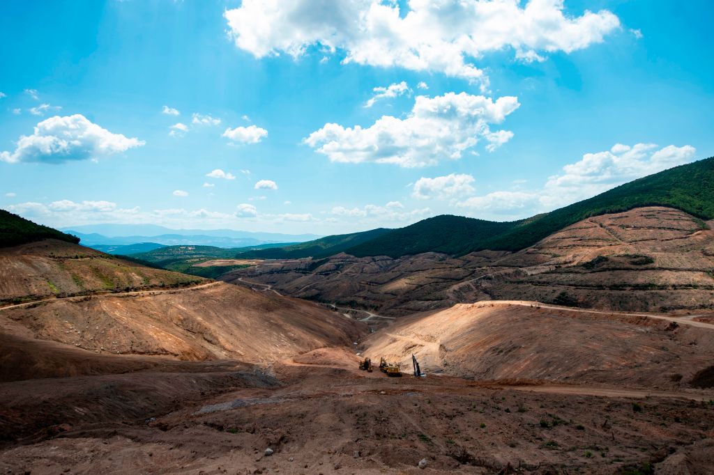 London gold market sued over ethical labelling of Tanzanian mines London gold market sued over ethical labelling for Tanzanian mine