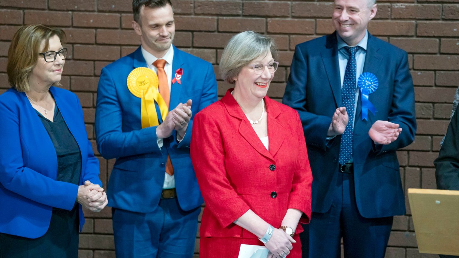 Labour wins Chester by election in Rishi Sunak’s first electoral test after becoming Prime Minister Labour wins Chester by-election in Rishi Sunak's first electoral test since becoming Prime Minister