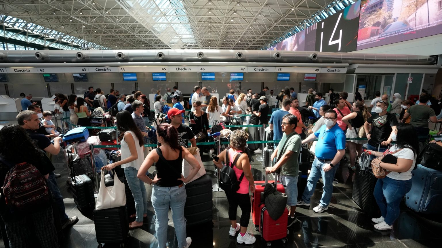 For Brits who are planning Spain holidays, be aware that these dates can be dangerous. Warning to Brit holidaymakers planning Spain holidays - avoid these dates