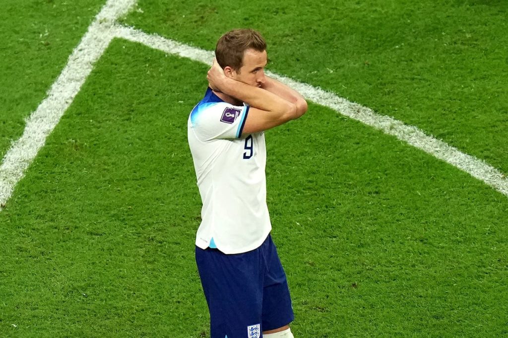 Harry Kane takes on responsibility for England’s exit and backs Gareth Southgate Harry Kane takes responsibility for England exit and backs Gareth Southgate