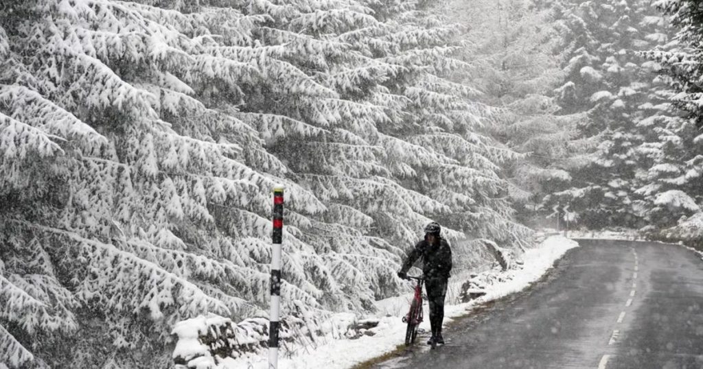 Arctic Blast To Hit UK As Temperatures Set To Plunge As Low As -10C