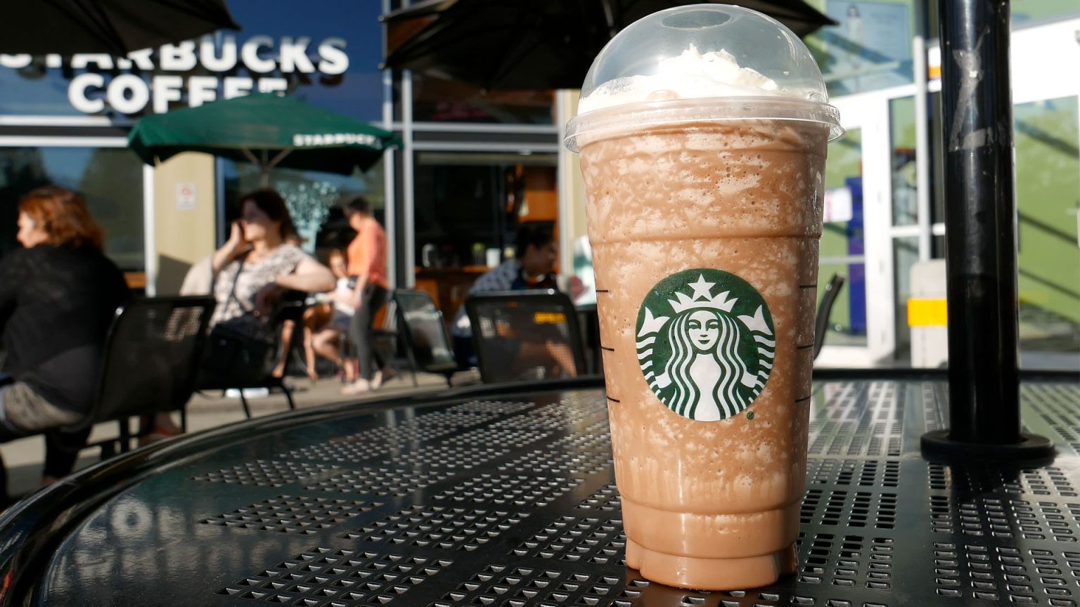 I worked at Starbucks - nine signs you’re about to get a bad coffee and the worst time of day for a certain drink