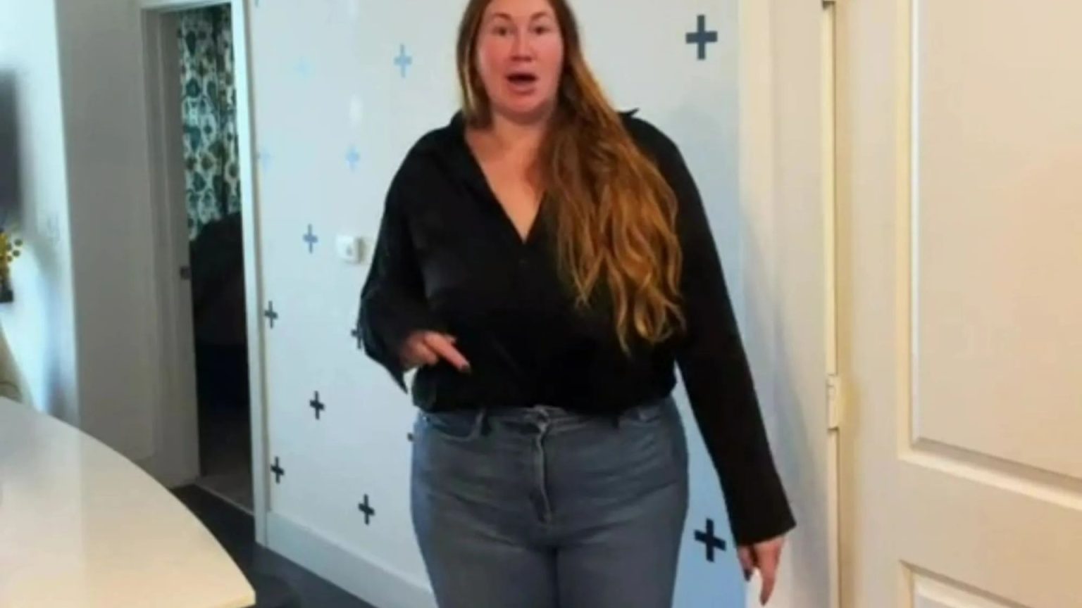 I’m a plus size woman and was dress coded at a restaurant for an extra slit in my jeans. It was fat shameful, so I had new trousers. I'm plus size & got dress coded at a restaurant for a slit in my jeans - it was fat shaming, I had to buy new trousers