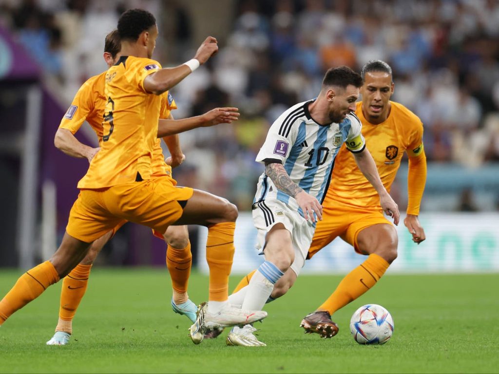 World Cup 2022 LIVE: Netherlands vs Argentinas score and updates from quarter-final - Lionel Messi and Julian Alvarez play tonight