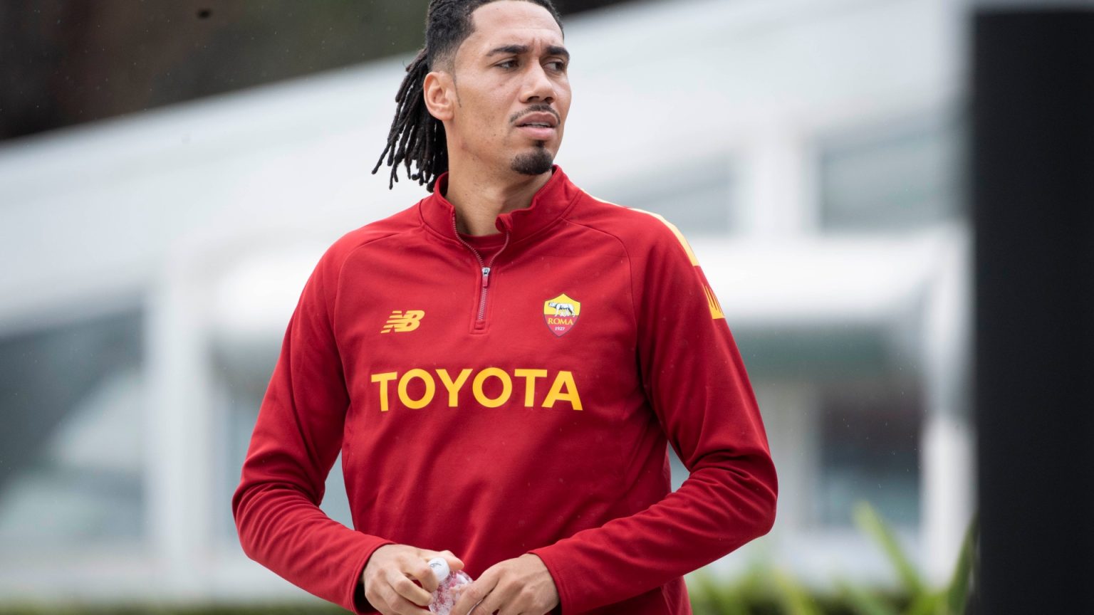 Ex-Man Utd star Chris Smalling ‘to SNUB Inter Milan and Juventus transfers to stay with Jose Mourinho at Roma’ Ex-Man Utd star Chris Smalling ‘to SNUB Inter Milan and Juventus transfers to stay with Jose Mourinho at Roma’