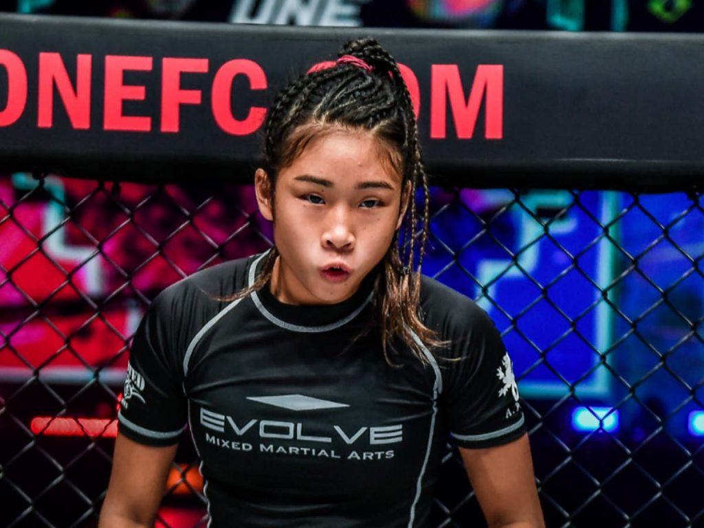 Victoria Lee: 18-year-old Victoria Lee, rising MMA star, dies Victoria Lee: Rising MMA star dies aged 18