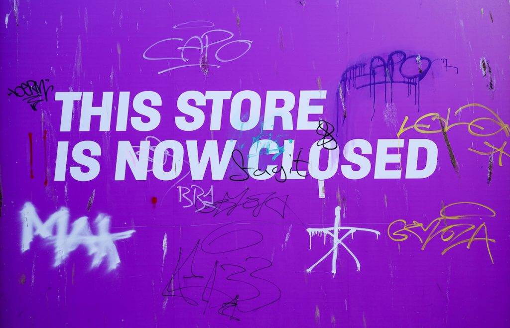 47 shops will close each day in 2022 due to warnings from ‘big hitters.’ 47 shops closed every day in 2022 amid warning 'big hitters' could go under