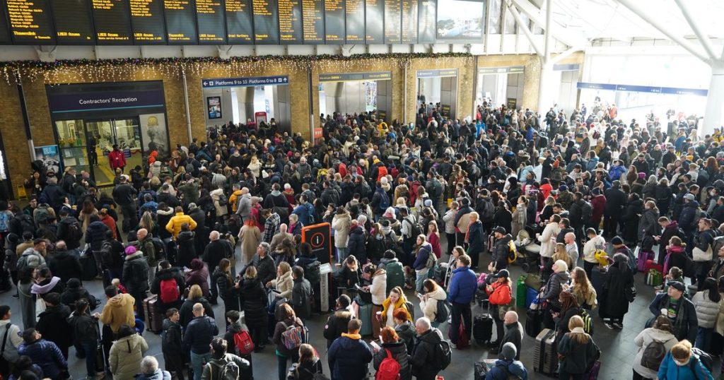 Ministers Accused By RMT Of ‘Blocking’ A Deal To End Rail Strikes RMT Accuses Ministers Of 'Blocking' Deal To End Rail Strikes