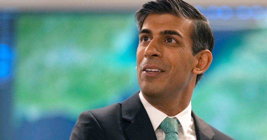 Brits Have 'No Confidence' Rishi Sunak Can Solve The Channel Crisis – Poll