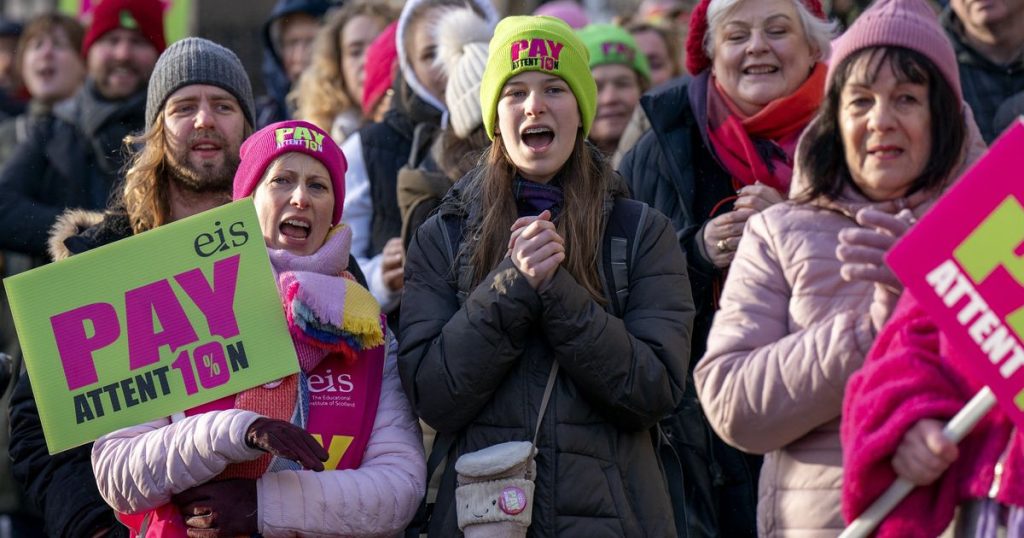 Teachers are expected to strike as the union prepares to announce the results of the ballot Teachers Expected To Go On Strike As Union Prepares To Announce Ballot Results