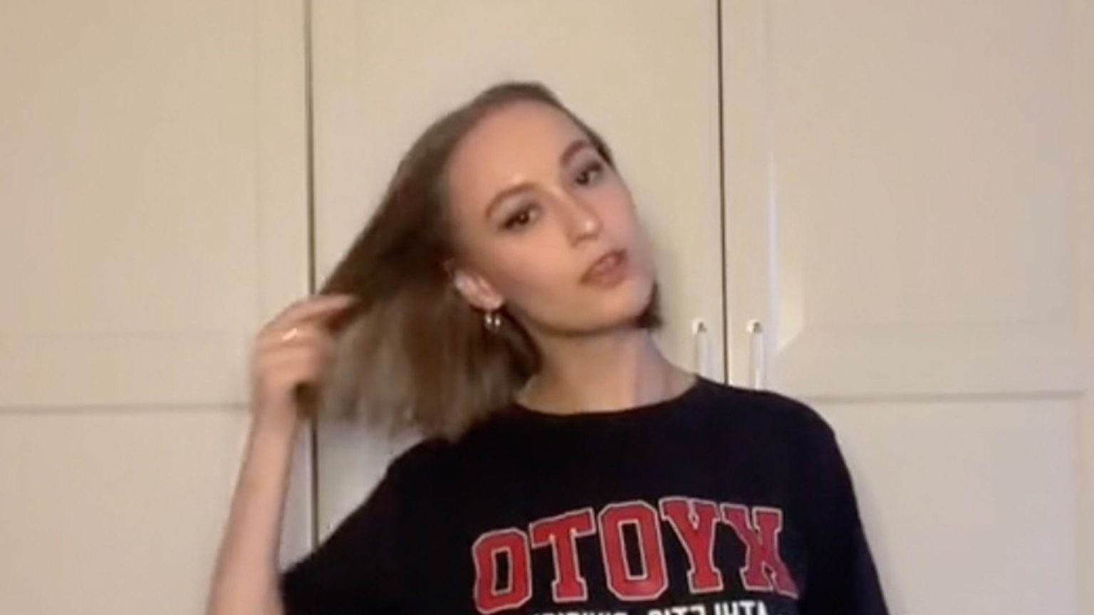 I’m a ‘spicy’ girl who goes from a 5 to a 10 in a bikini - but some say I’m more like 100/10