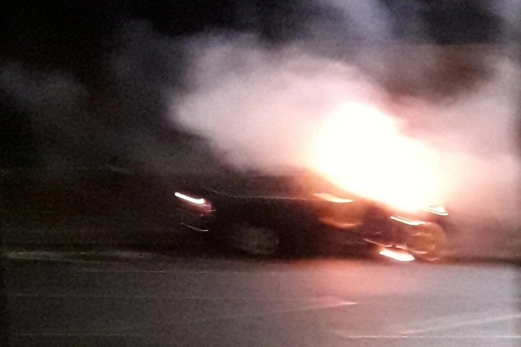 I called 911 to report a taxi fire. My DAUGHTER was also inside. I called 999 over a fire in a taxi & it turned out my DAUGHTER was inside - it got worse by the second
