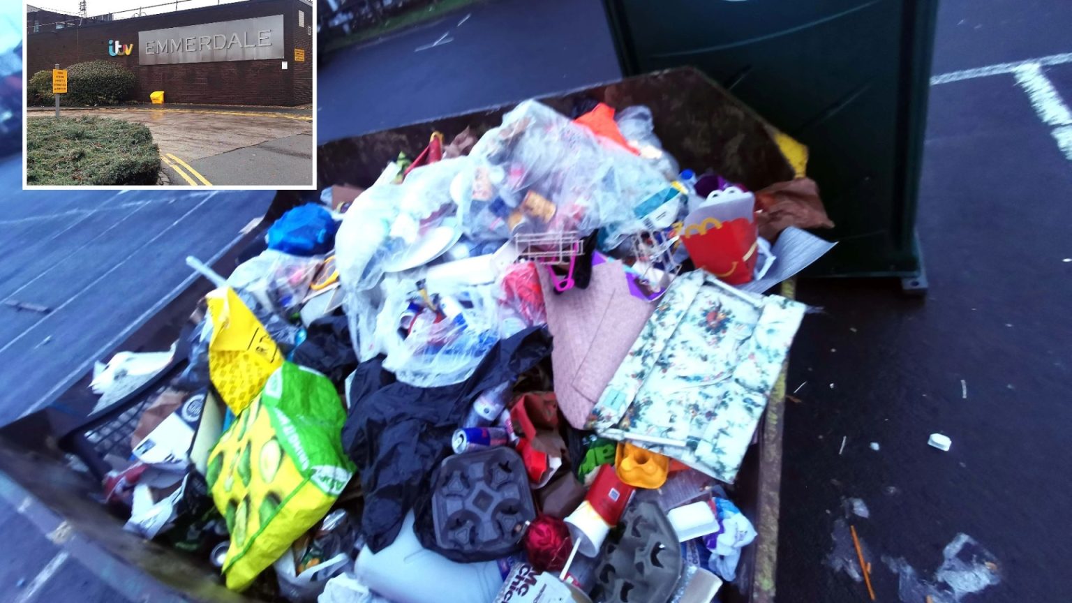 Travellers who camp near Emmerdale Studios leave behind a skip full of trash, Portaloos, and other rubbish Travellers who set up camp next to Emmerdale studios leave skip full of trash and Portaloos behind