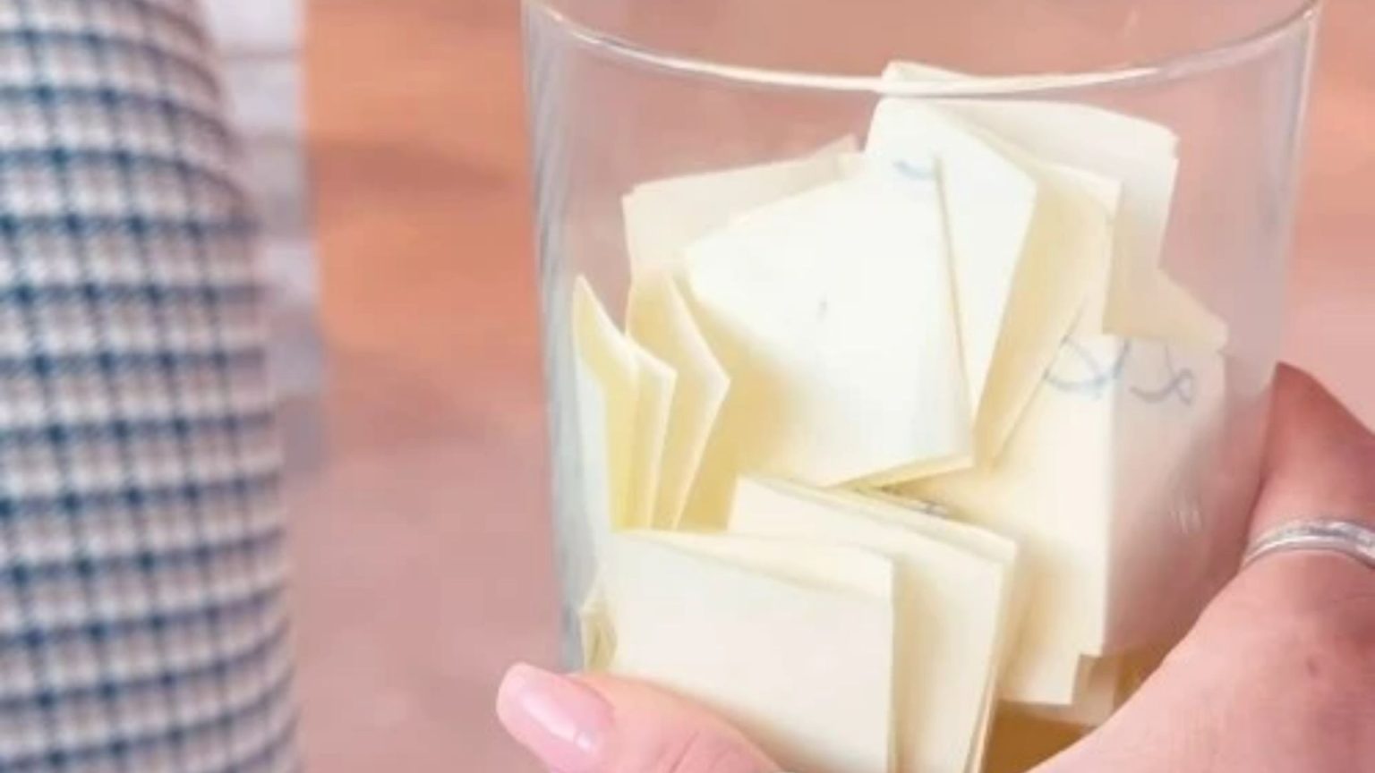 Mrs Hinch shares simple decluttering hack that’ll have your house looking clean and tidy in no time Mrs Hinch shares simple decluttering hack that’ll have your house looking clean and tidy in no time
