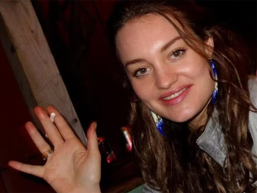 Constance Marten – update: Mother of missing aristocrat’s partner Mark Gordon shares fears for family Constance Marten - update: Mother of missing aristocrat’s partner Mark Gordon shares fears for family