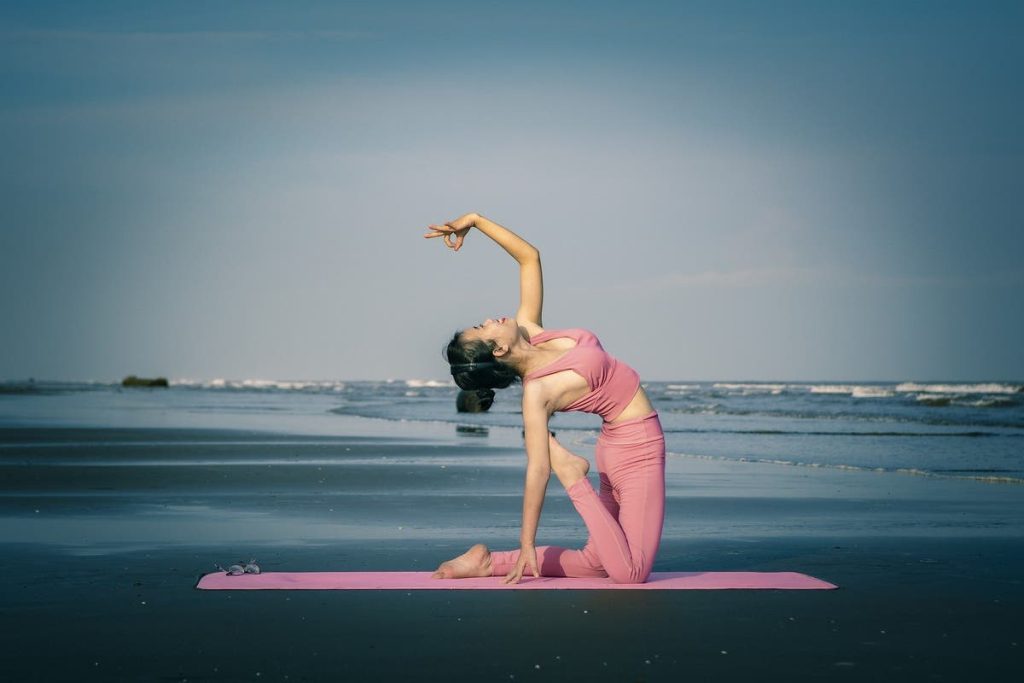 A fitness expert explains how long it takes for a new exercise program to produce results. How long it takes to see results from a new exercise routine, according to a fitness expert