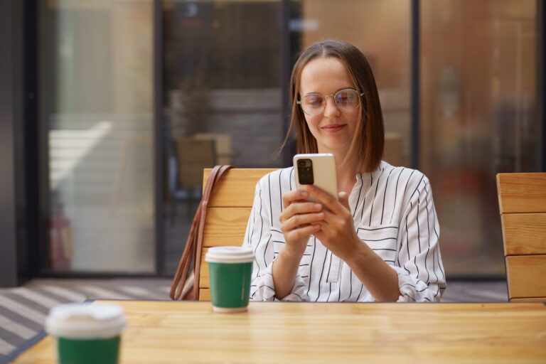 Discovering Who Views Your Social Media: Privacy Tools and Settings